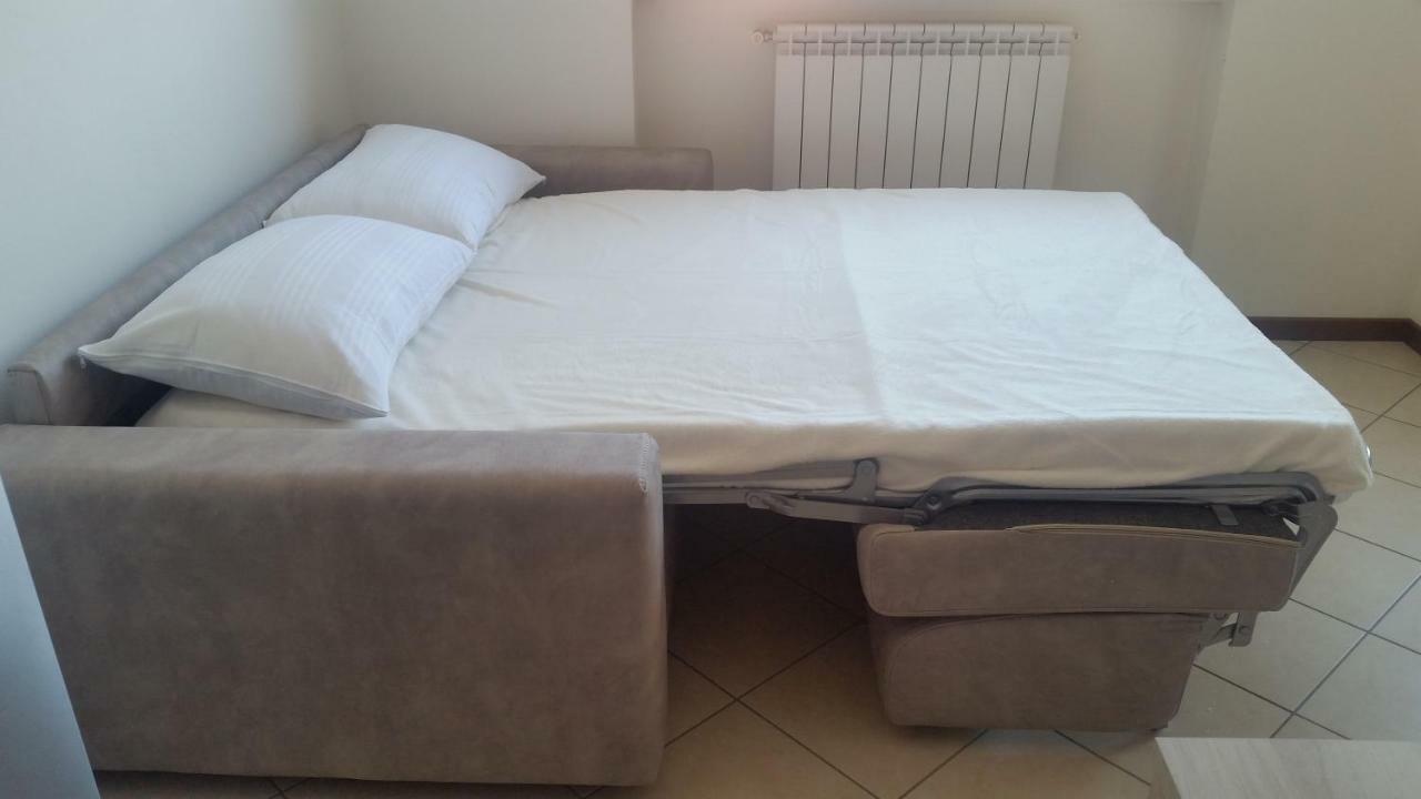 Be Lake Apartment Baveno Buitenkant foto