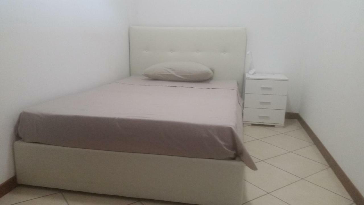 Be Lake Apartment Baveno Buitenkant foto